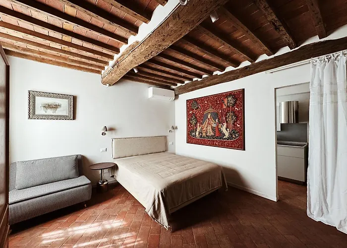 Sofia 3* Querceta