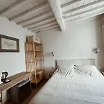 Sofia 3* Querceta